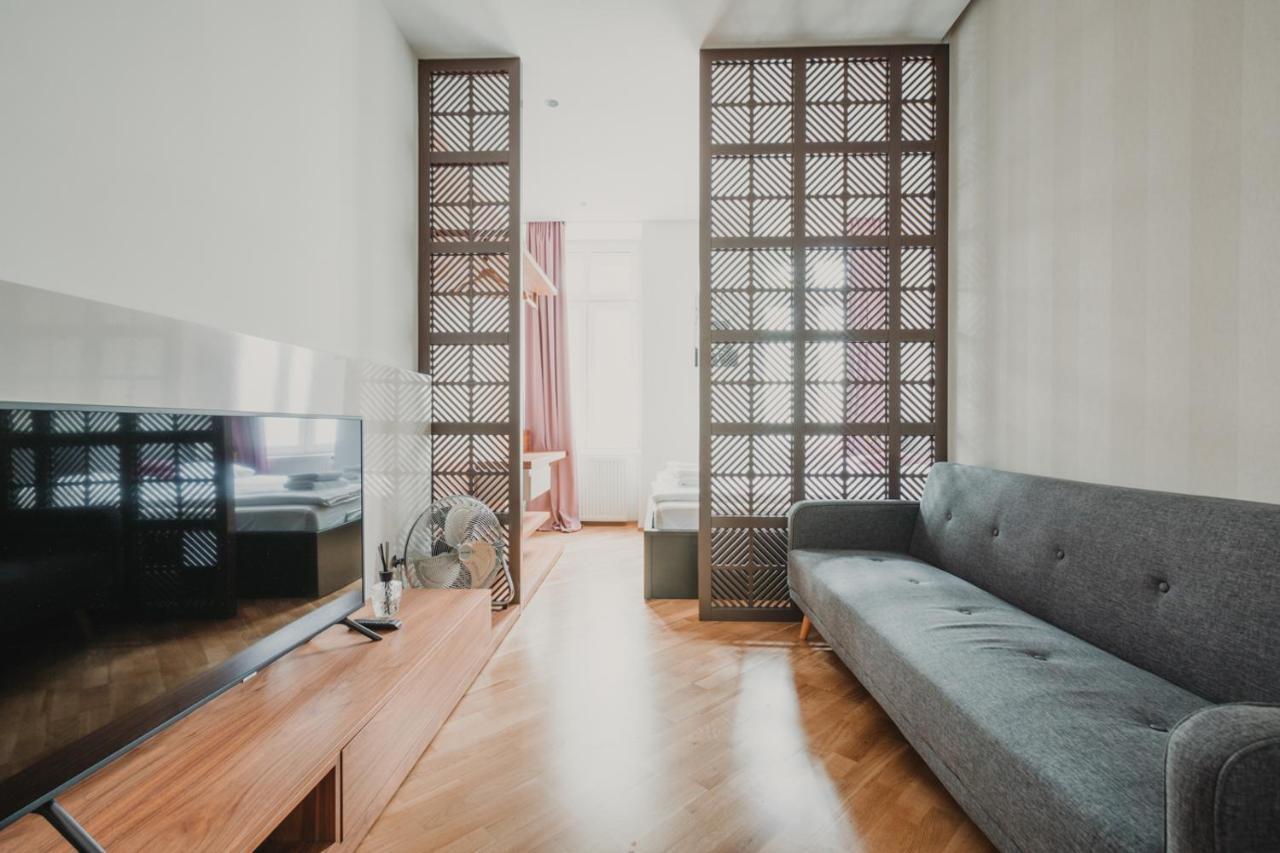 Zeus Design Apartments Wasserwelt ウィーン エクステリア 写真