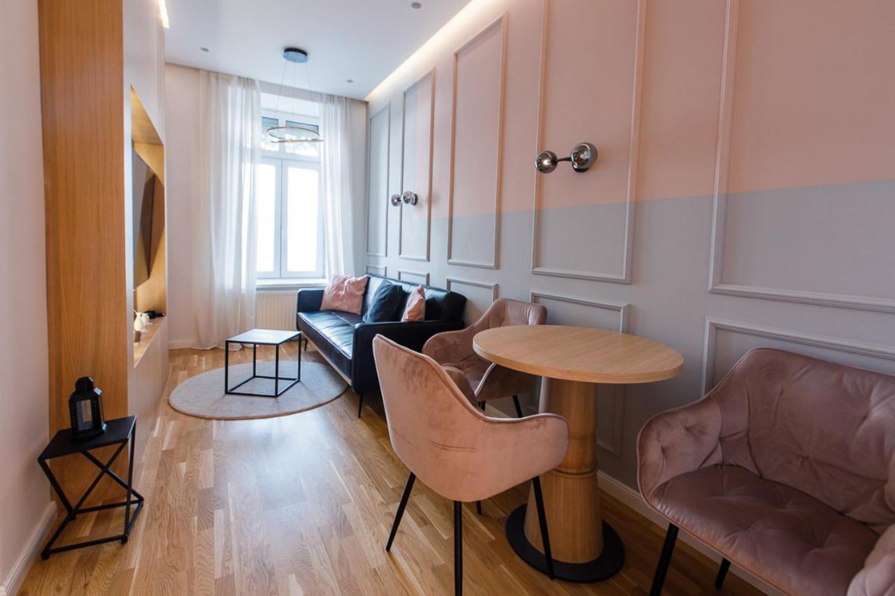 Zeus Design Apartments Wasserwelt ウィーン エクステリア 写真