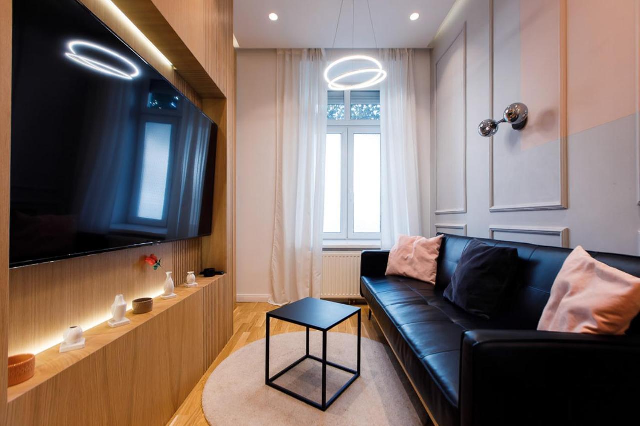 Zeus Design Apartments Wasserwelt ウィーン エクステリア 写真